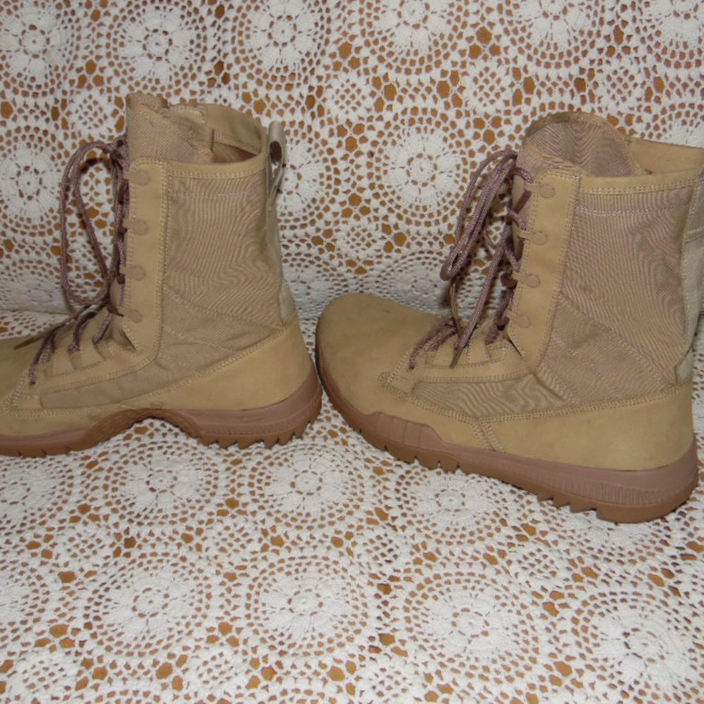 2013 Mens Nike SFB Special Field British Khaki/Desert Tactical Boots Size 12.5